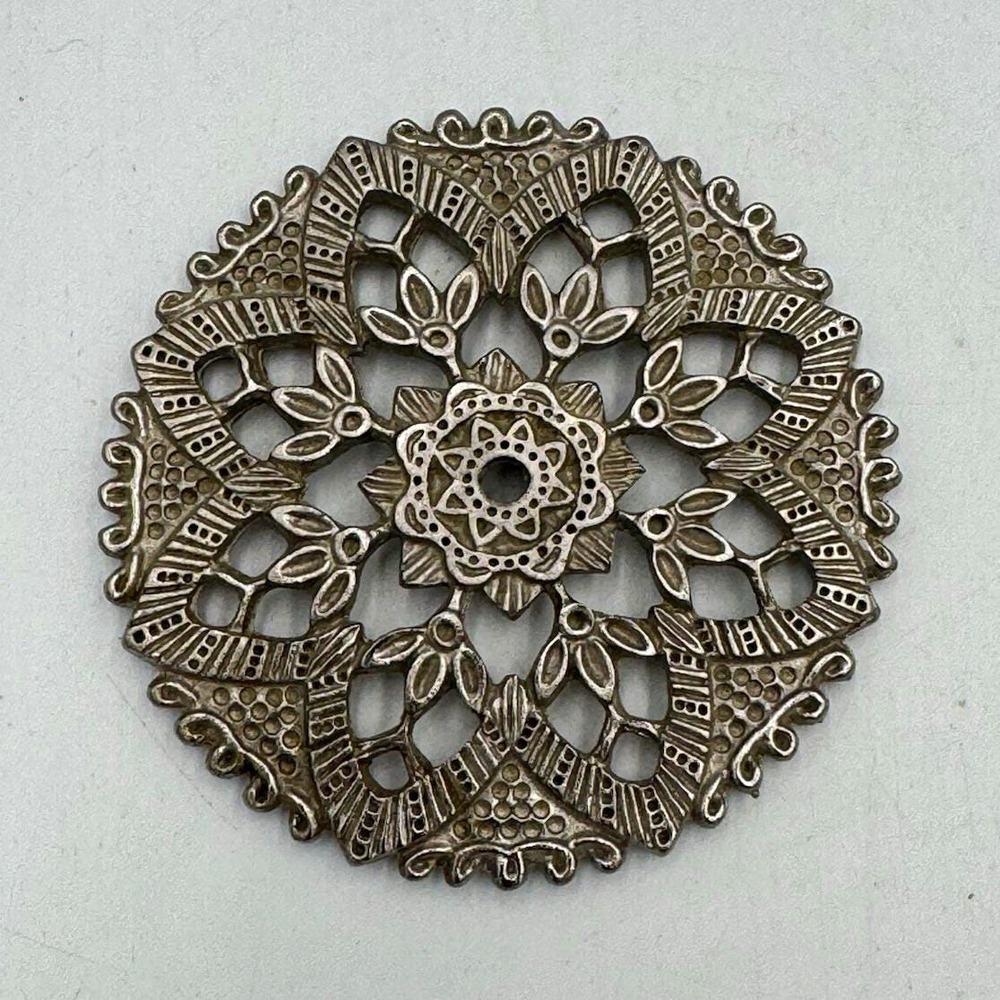 Silver Plate Round Pierced Trivet Hot Plate Decorative Tabletop Serving Stand